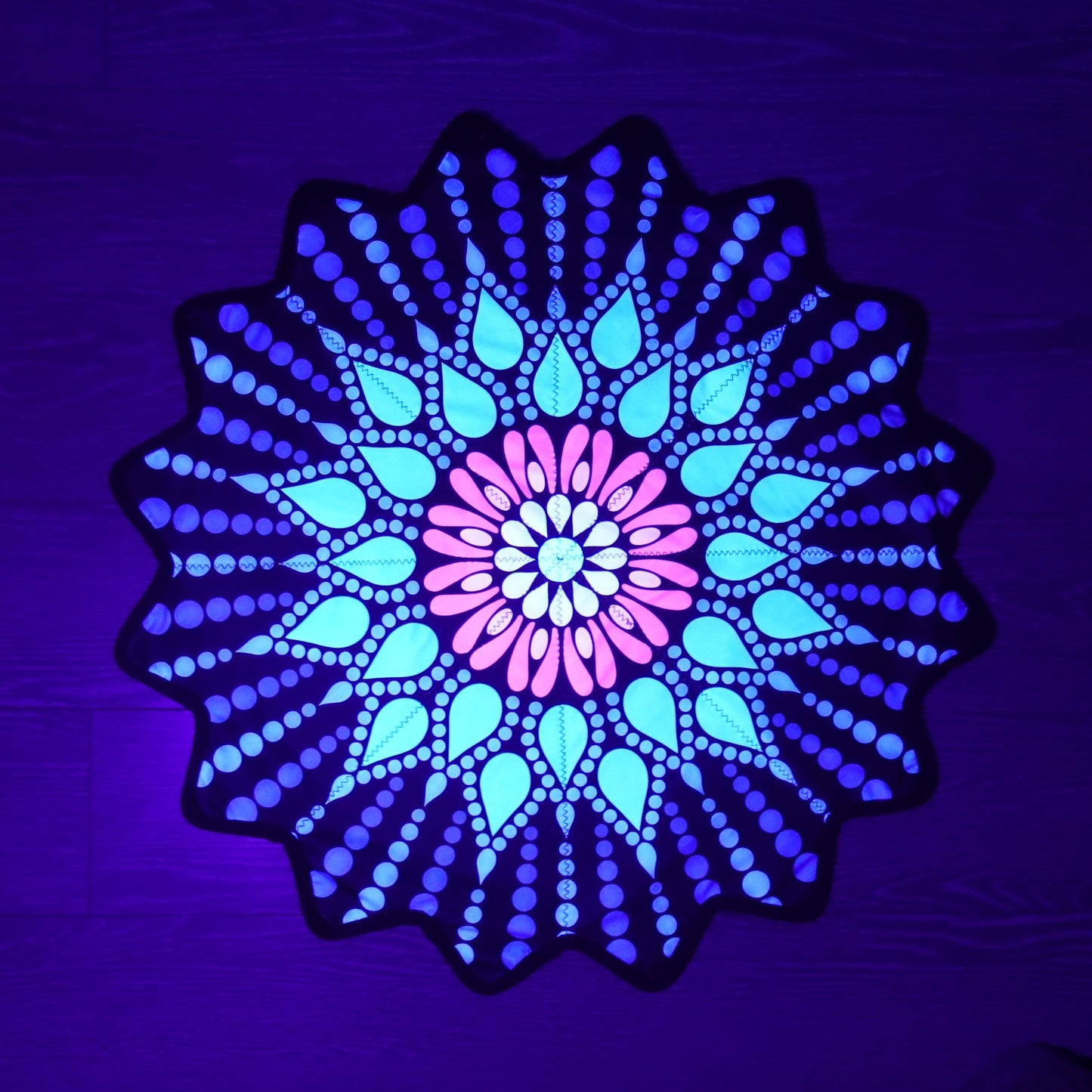 New Creative 16-Pointed Star — Double-Sided UV Print with Distinct Patterns (blue)